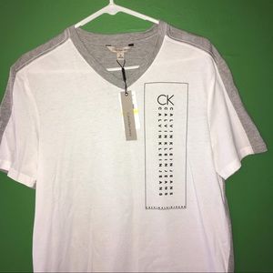 Calvin Klein V-Neck shirt